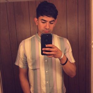 Meet your Posher, Rene